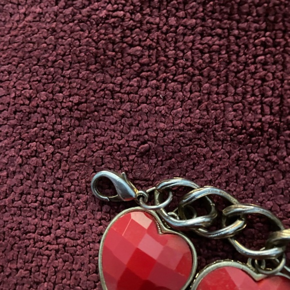 Red heart stone bracelet - Picture 3 of 3
